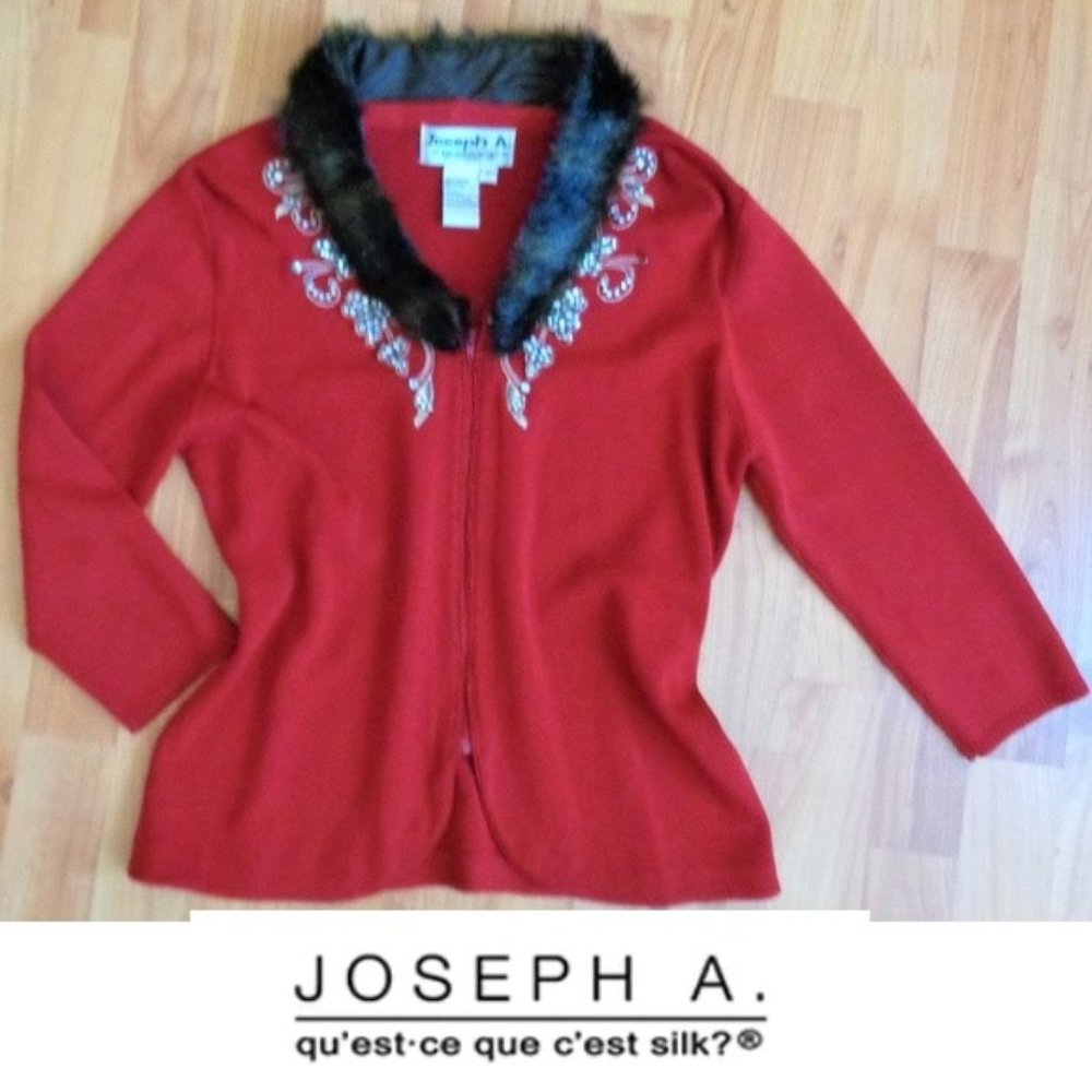 Joseph A. sweater with detachable fur collar
